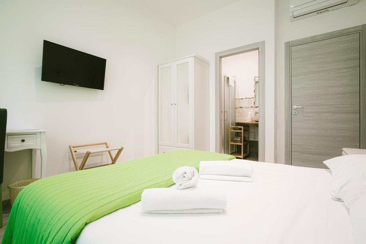 Rossetti Rooms Триест Экстерьер фото