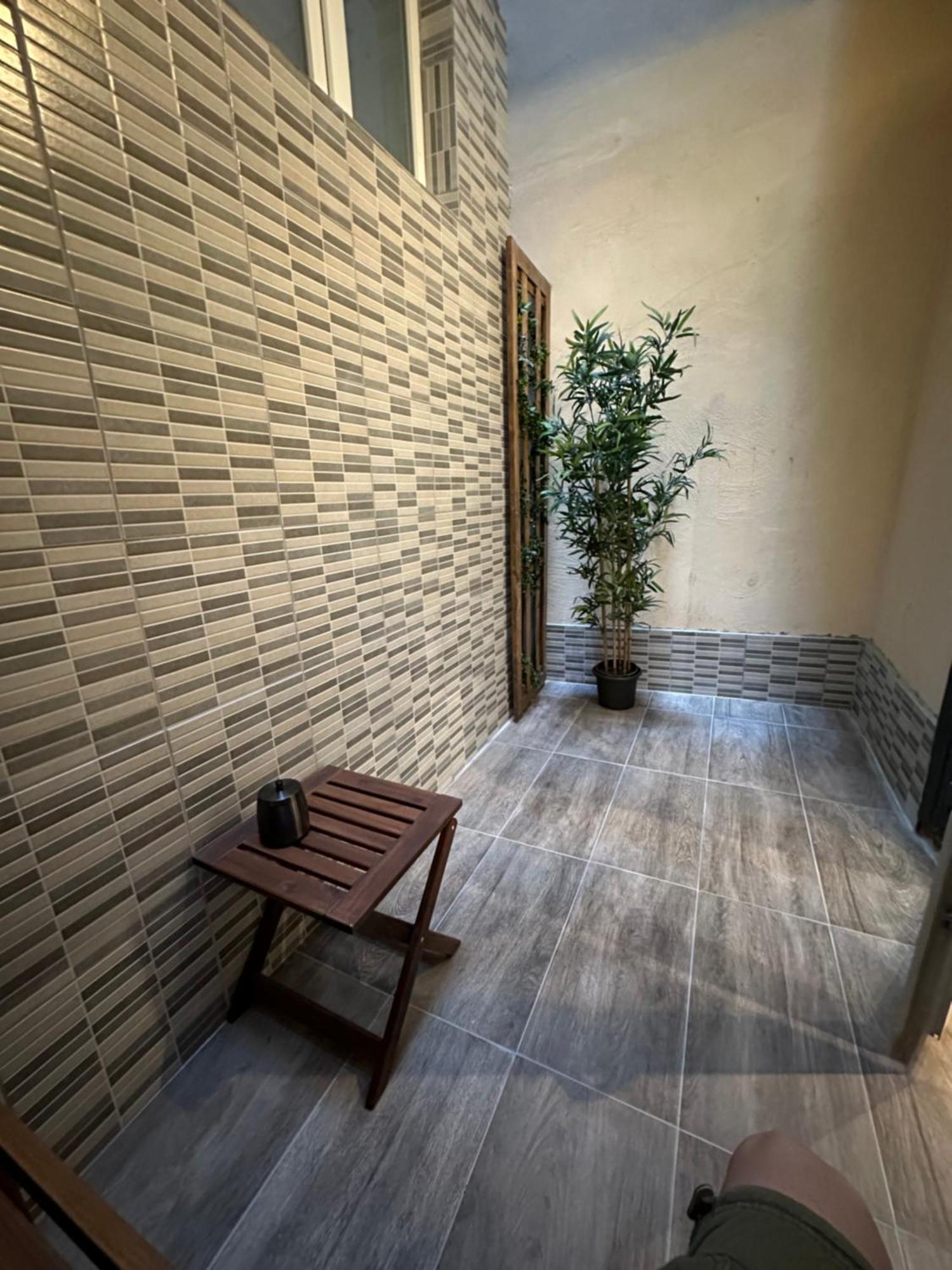 Rossetti Rooms Триест Экстерьер фото